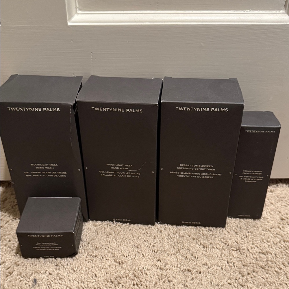 Twentynine Palms Bath & Body Set - Black
